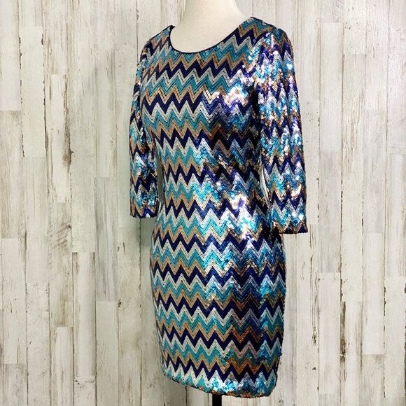 As U Wish Blue Gold Chevron Sequin Bodycon Dress 3/4 Sleeves Scoop Back Size S - Picture 8 of 9